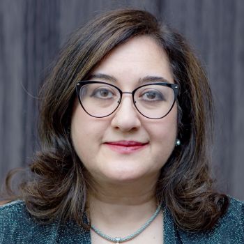 Portrait of Dr. Maryam Jahansouz